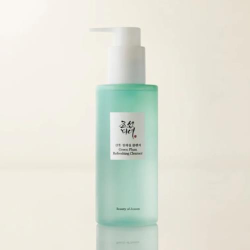Green Plum Refreshing Cleanser